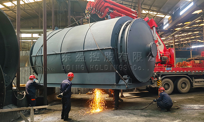 Печь пиролиза нефтешлама устанавливается на заводе Печь пиролизного оборудования DOING